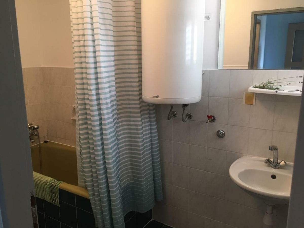 Apartament Posedarje Bagian luar foto